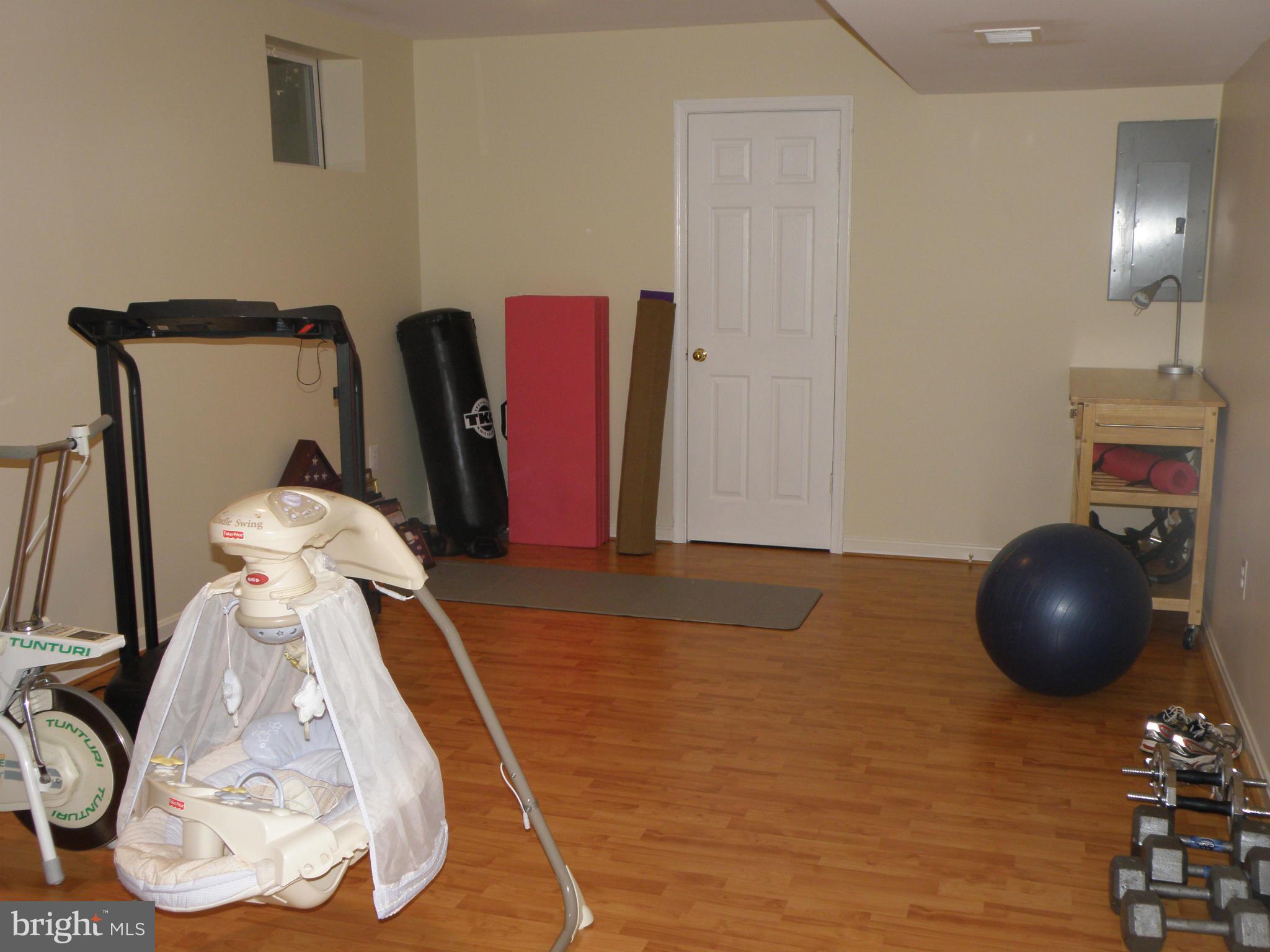 RIDGEFIELD VILLAGE - Residential