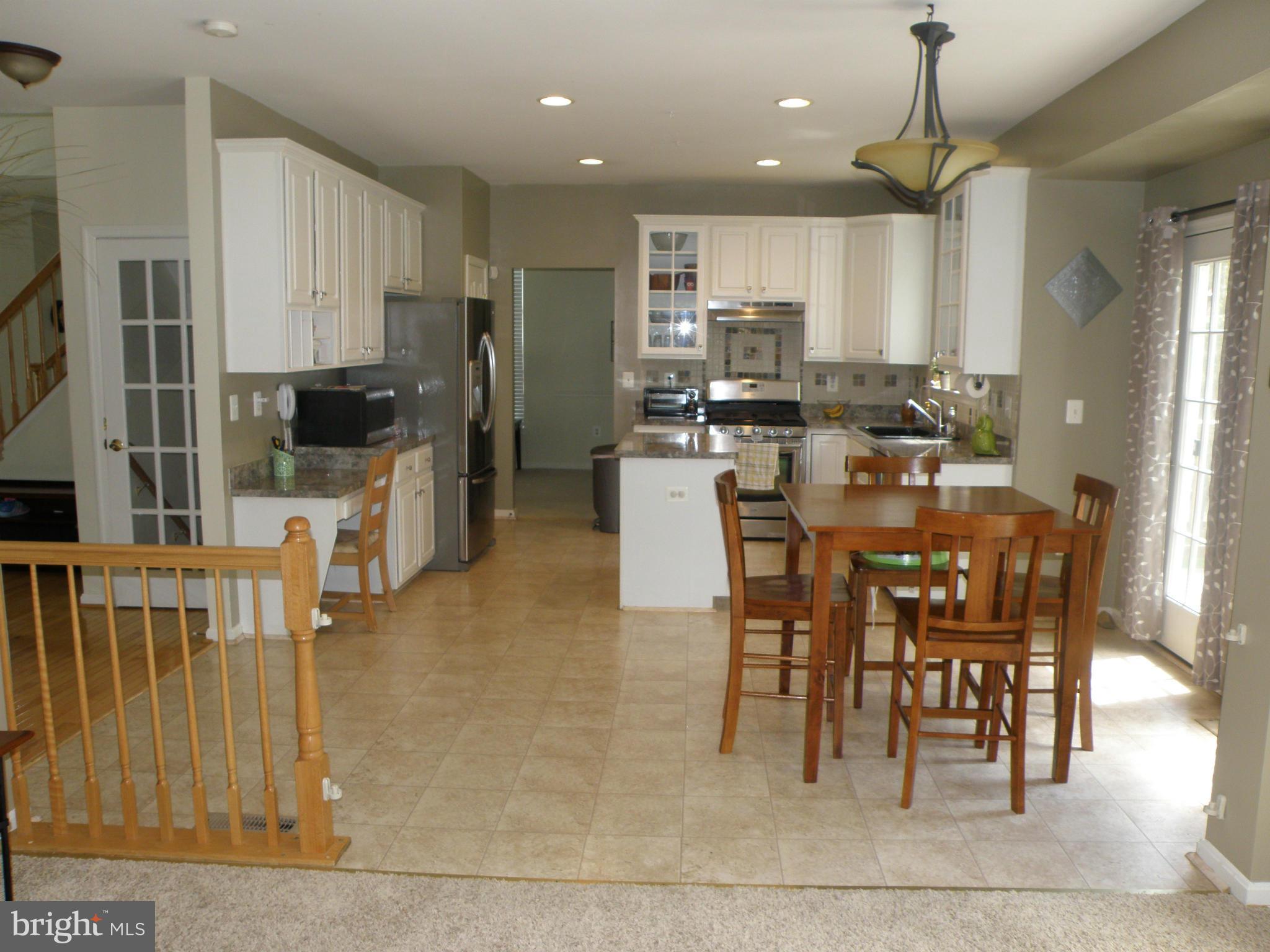 RIDGEFIELD VILLAGE - Residential