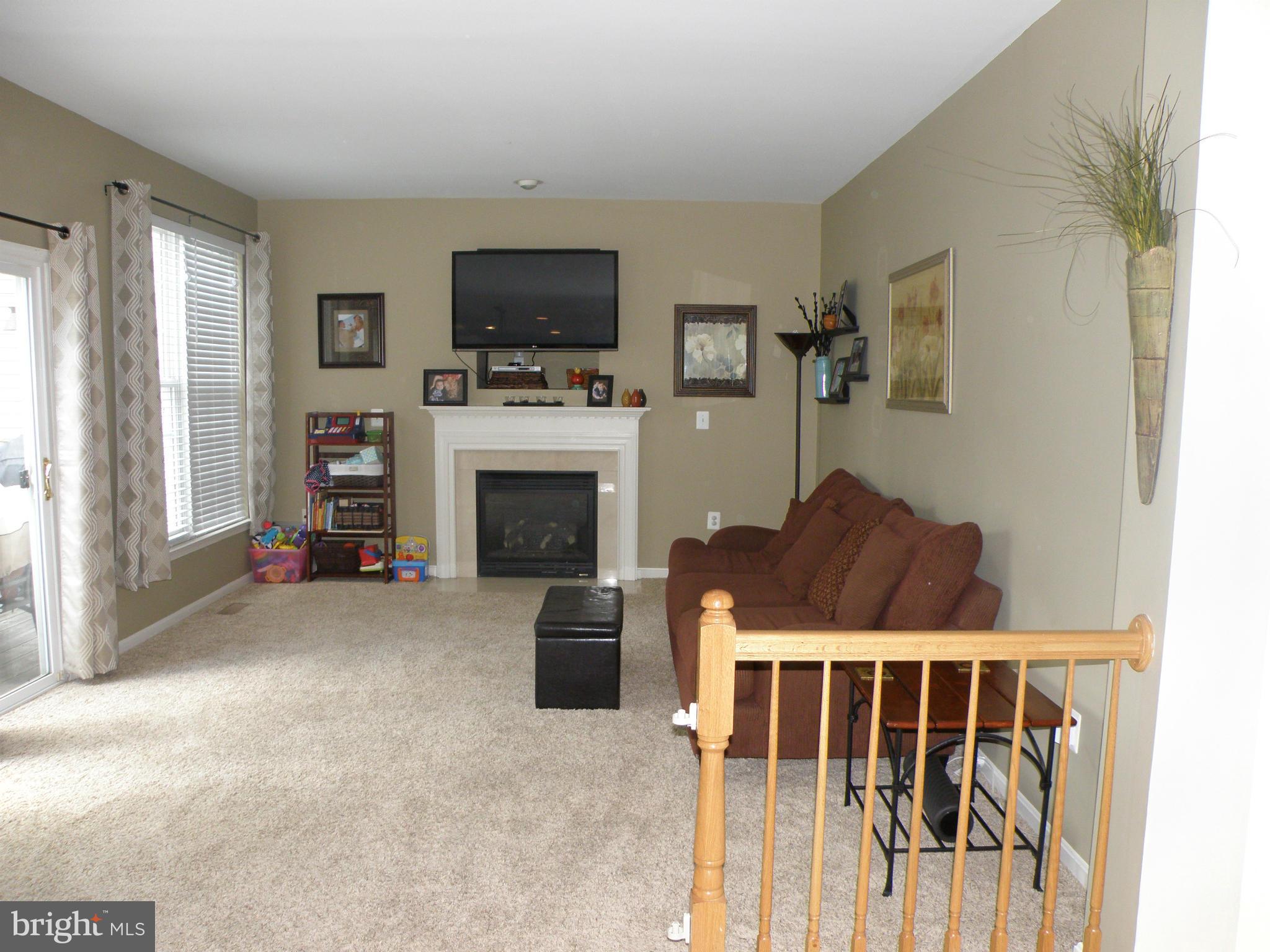 RIDGEFIELD VILLAGE - Residential