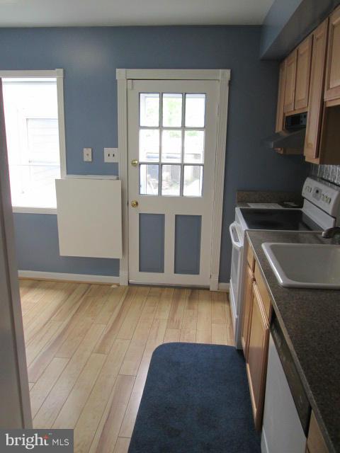 OLD TOWN - Residential Lease