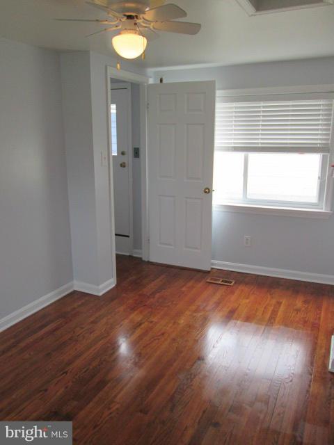 OLD TOWN - Residential Lease