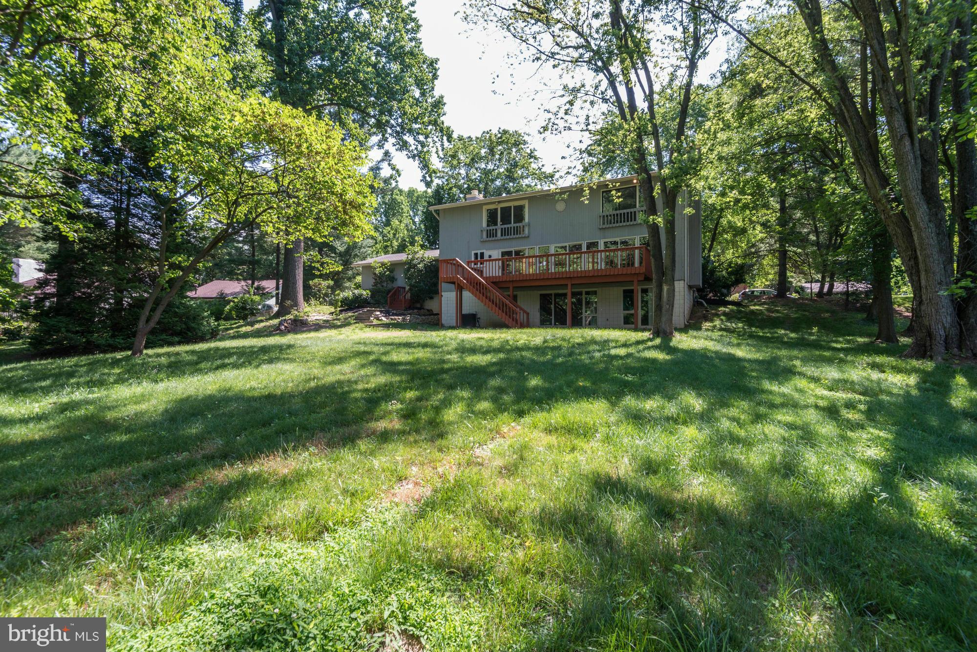 HOBBITS GLEN - Residential