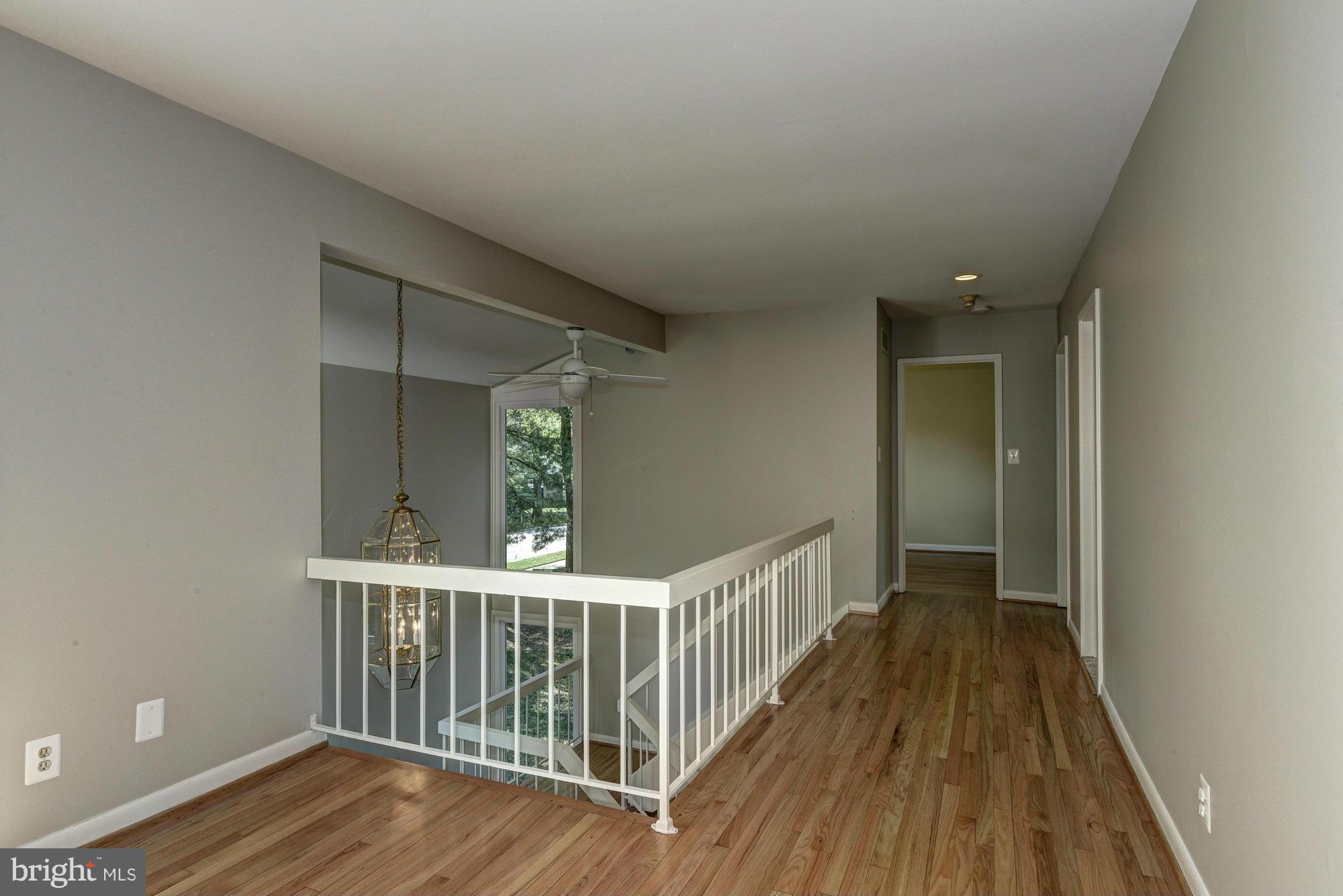 HOBBITS GLEN - Residential