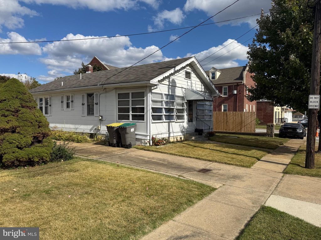 Photo of 7 Winston Avenue, WILMINGTON, DE 19804 (MLS # DENC2090774)