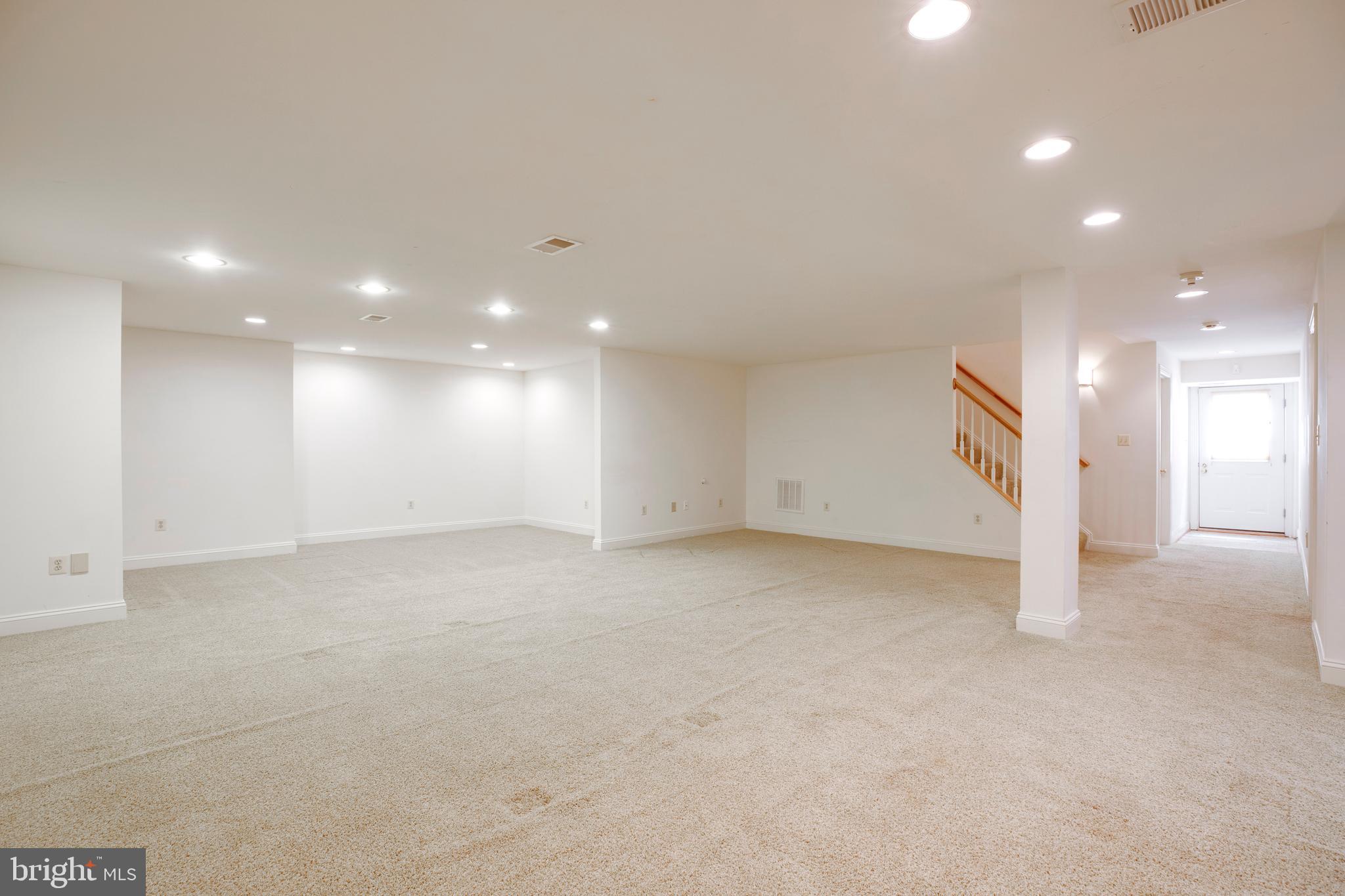 LAKE MANASSAS - Residential