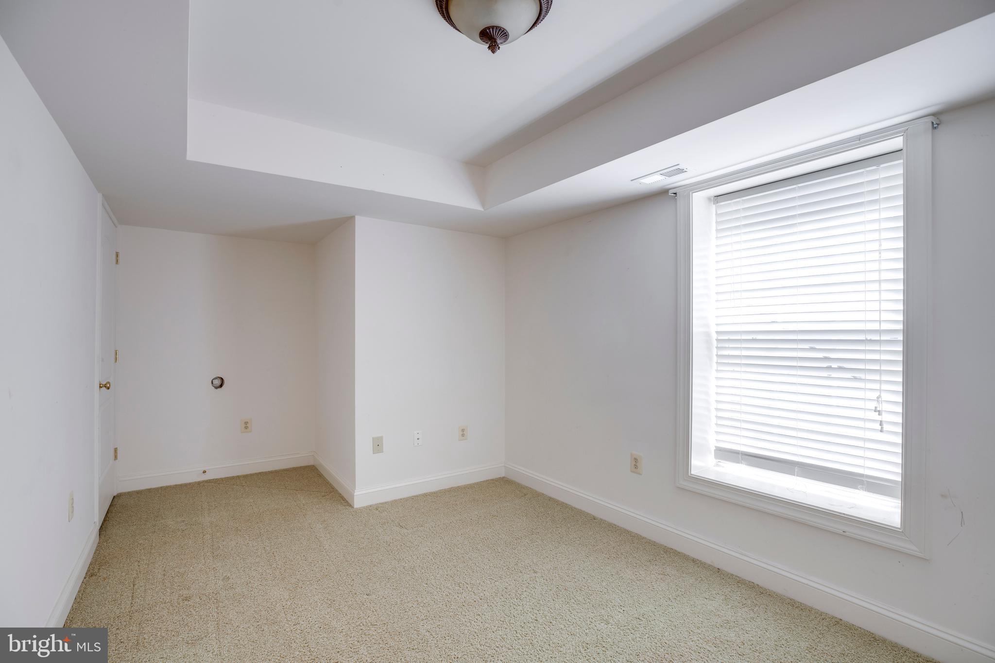 LAKE MANASSAS - Residential