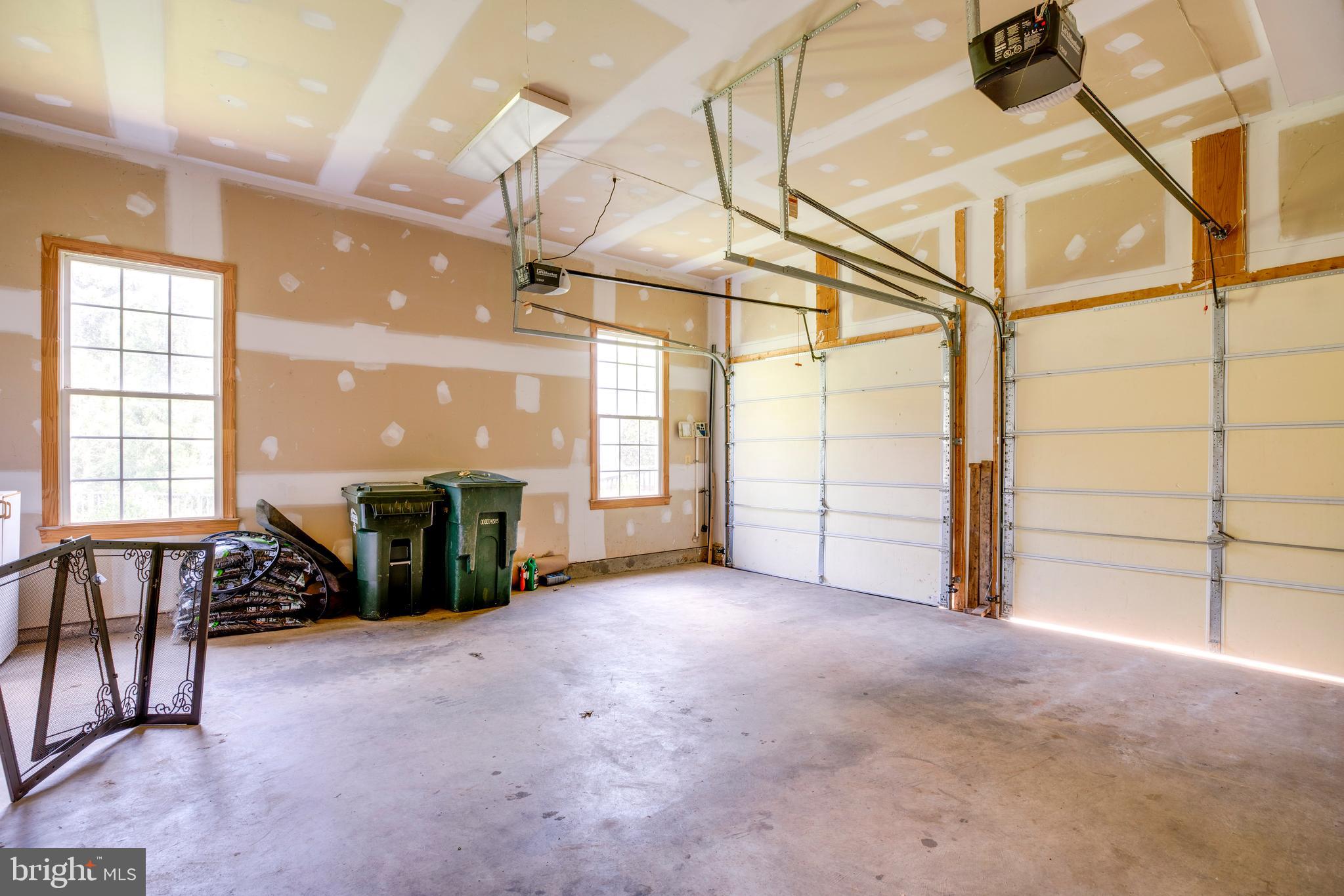 LAKE MANASSAS - Residential