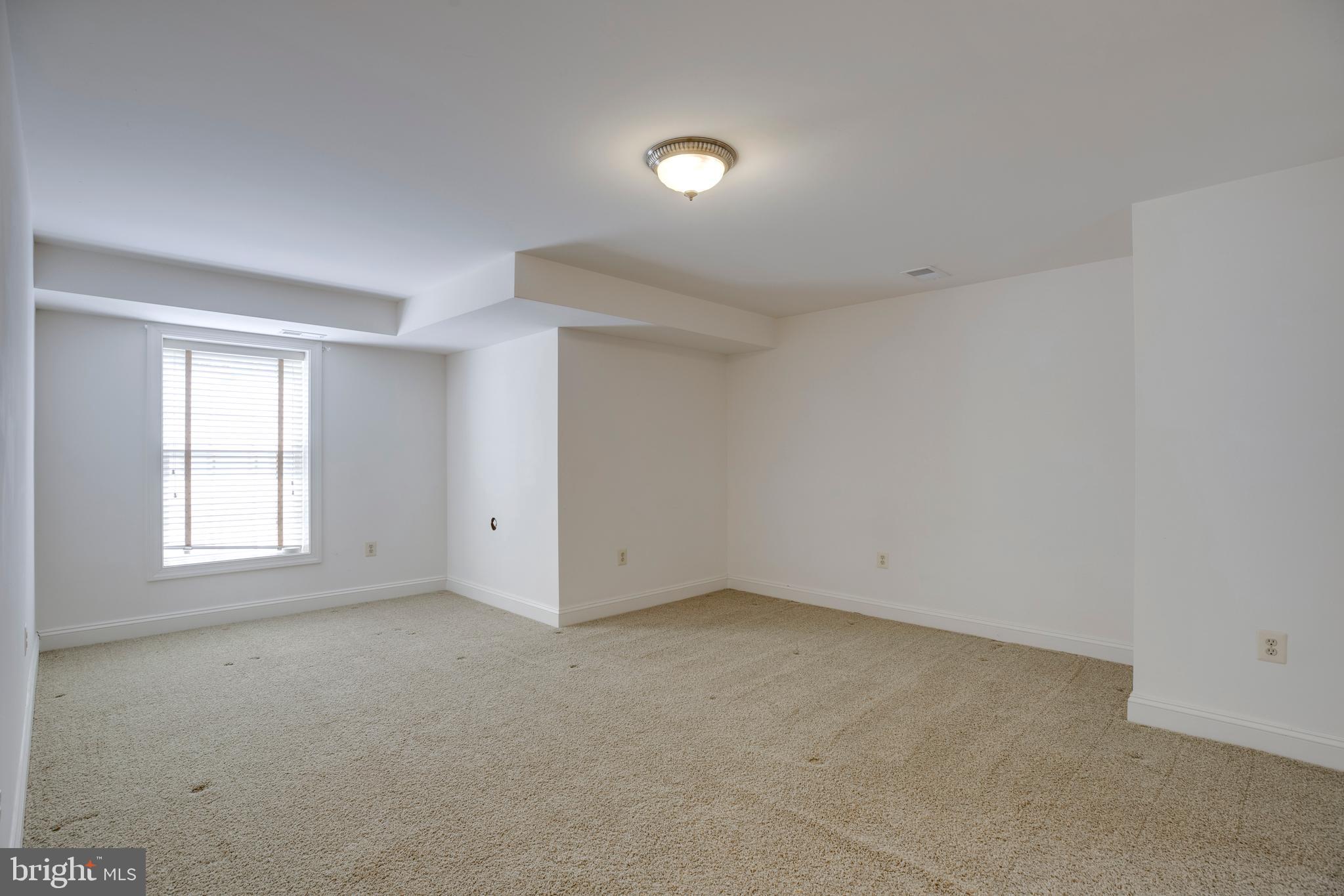 LAKE MANASSAS - Residential