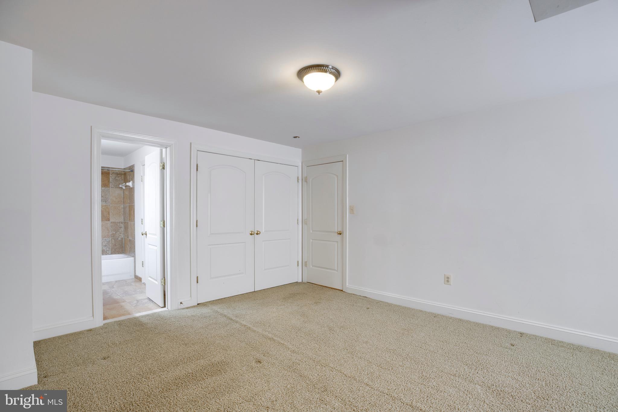 LAKE MANASSAS - Residential