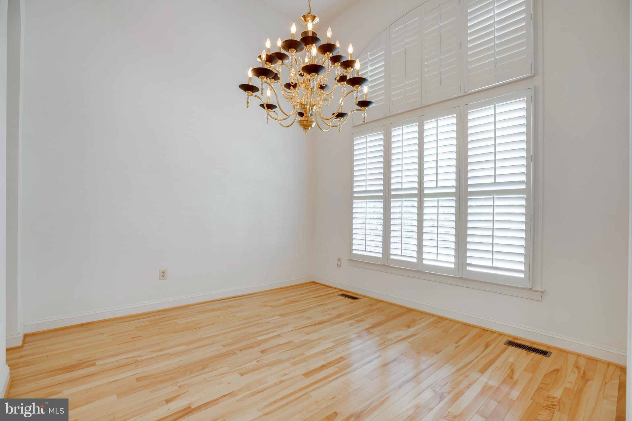 LAKE MANASSAS - Residential