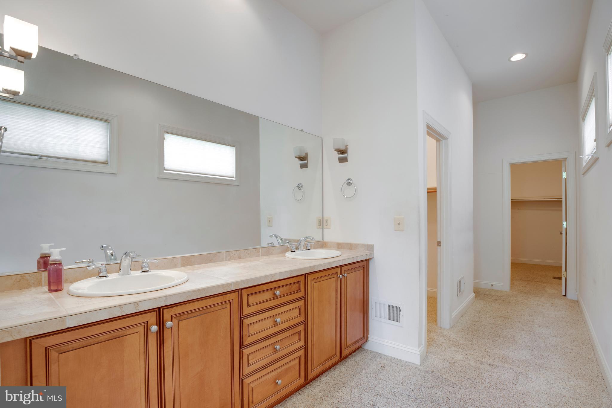 LAKE MANASSAS - Residential