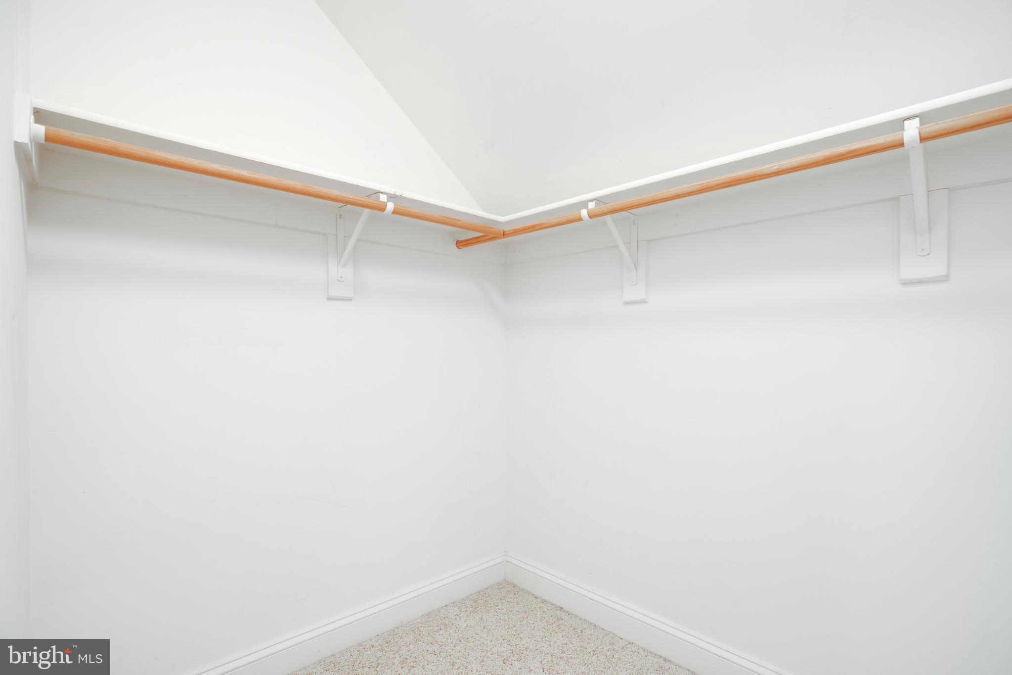 LAKE MANASSAS - Residential