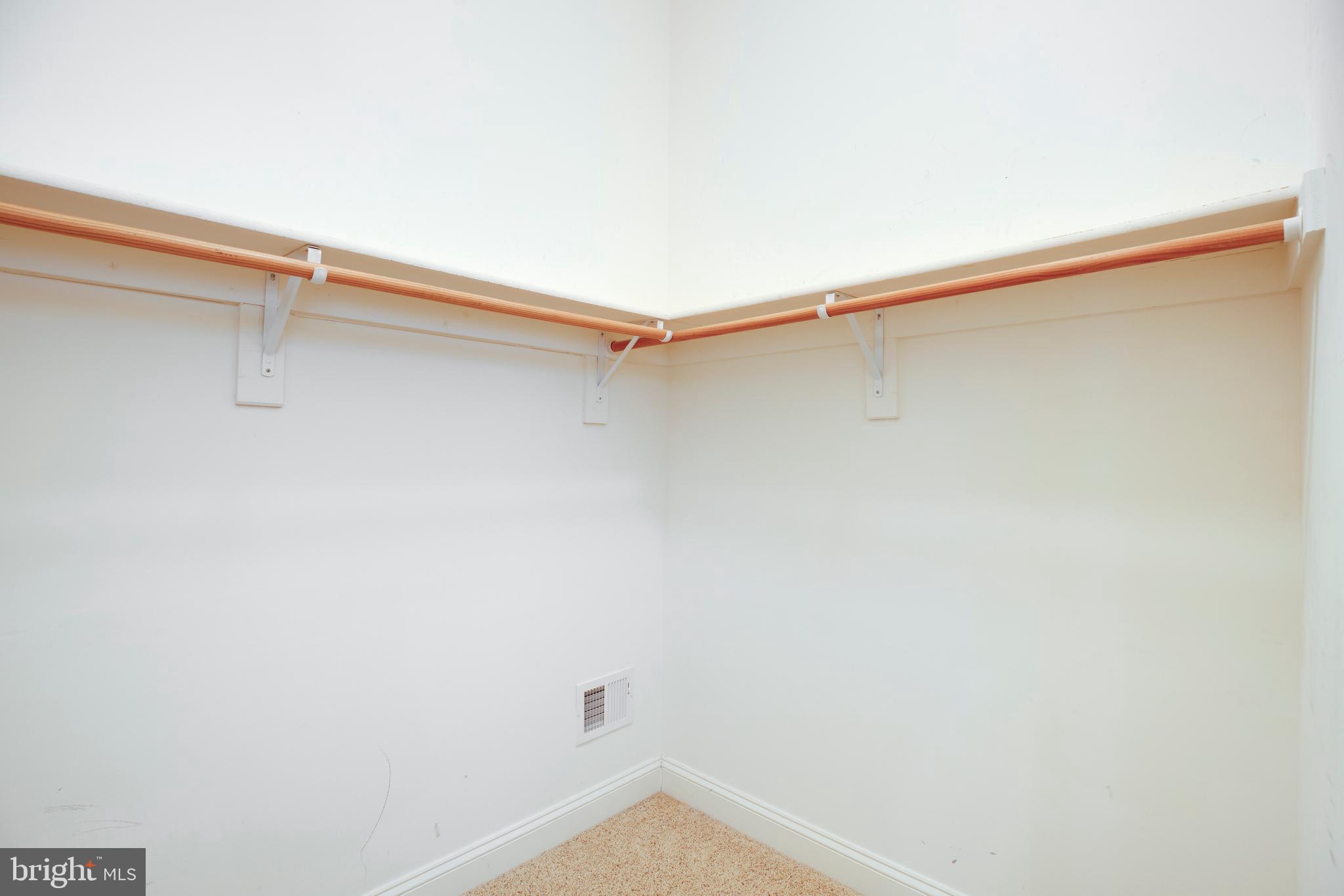 LAKE MANASSAS - Residential