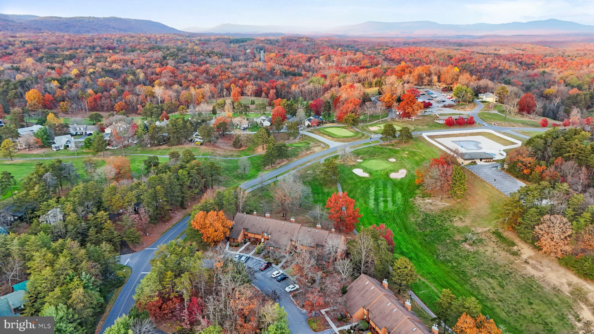 THE WOODS - Residential