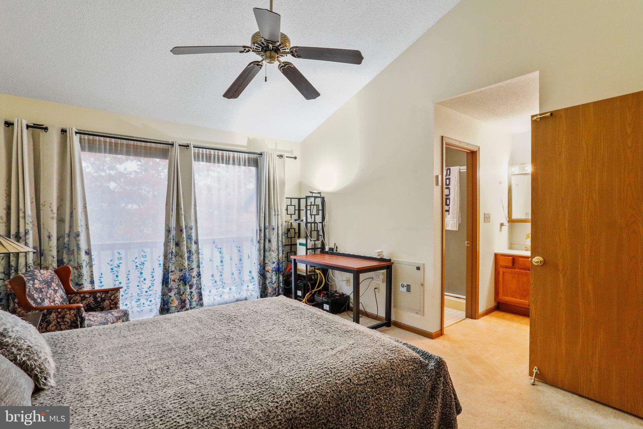 THE WOODS - Residential