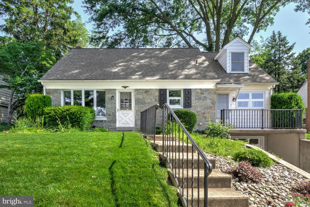 Photo of 1309 Passey Lane, LANCASTER, PA 17603 (MLS # PALA2089190)