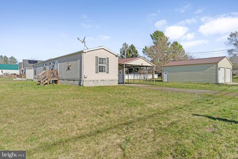 Mobile Home For Sale - 183 Military Avenue<br/> BUNKER HILL, WV 25413