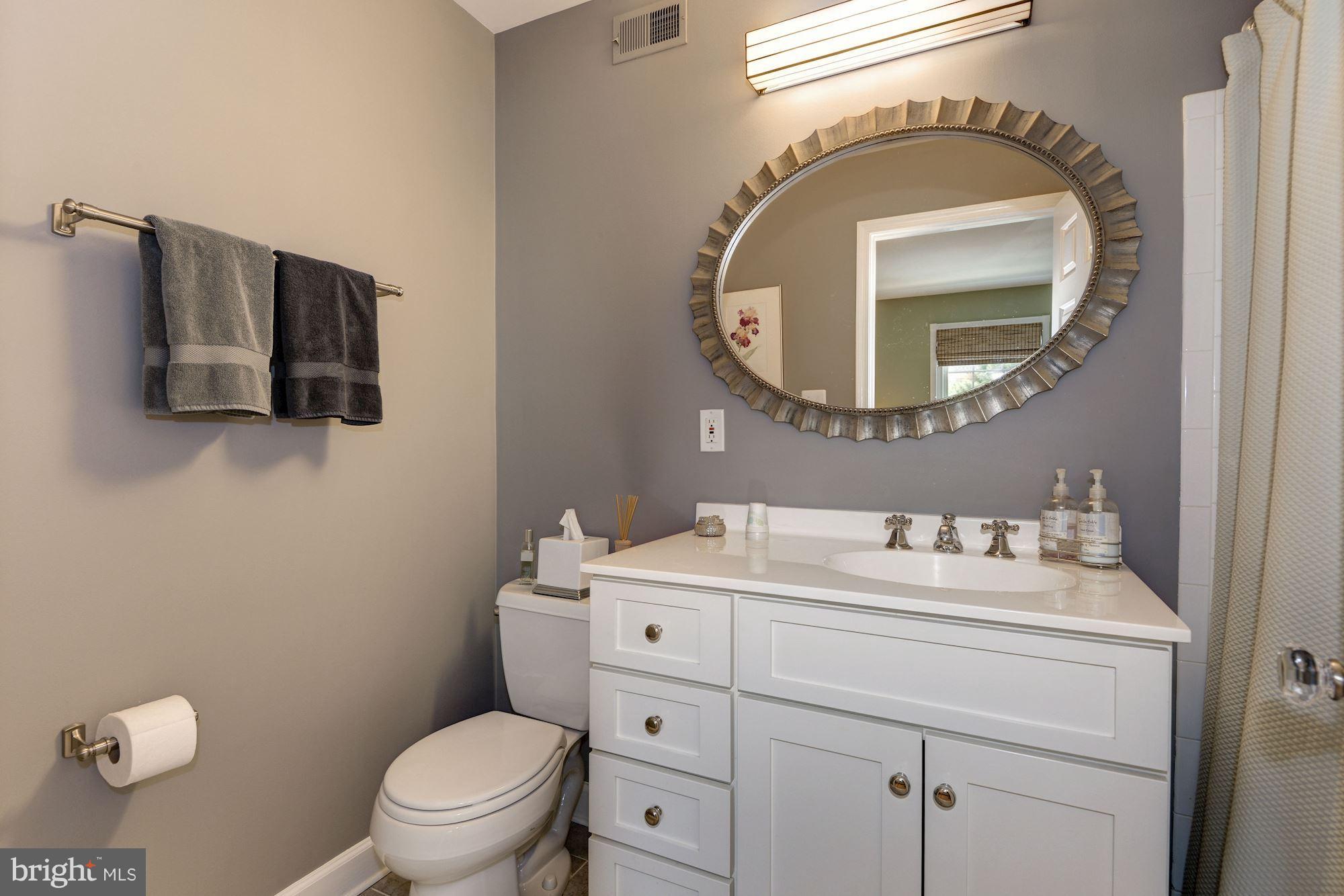 WOODSIDE - Residential