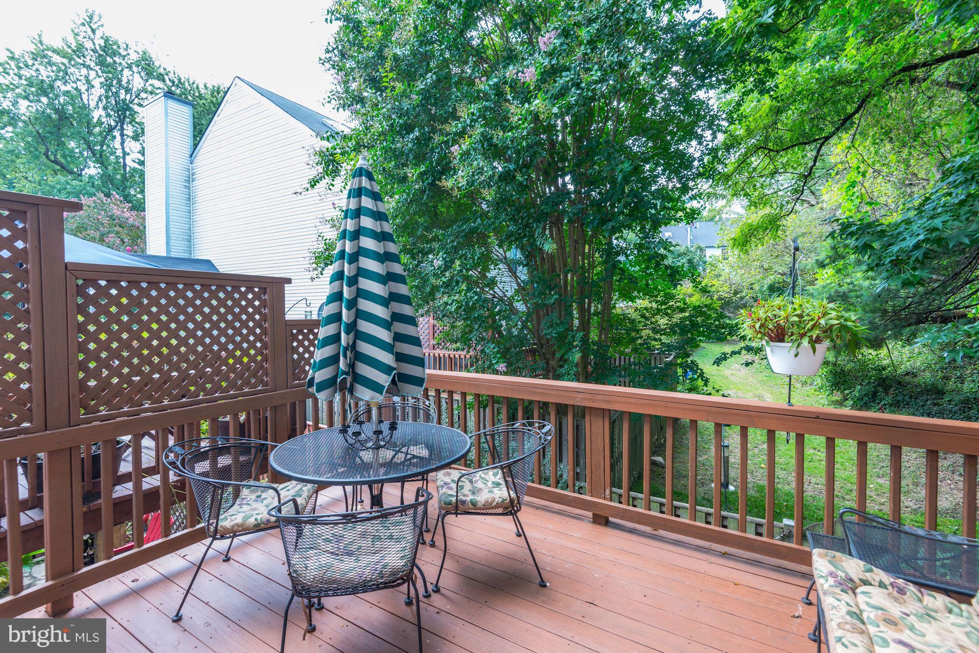 WOODSIDE - Residential