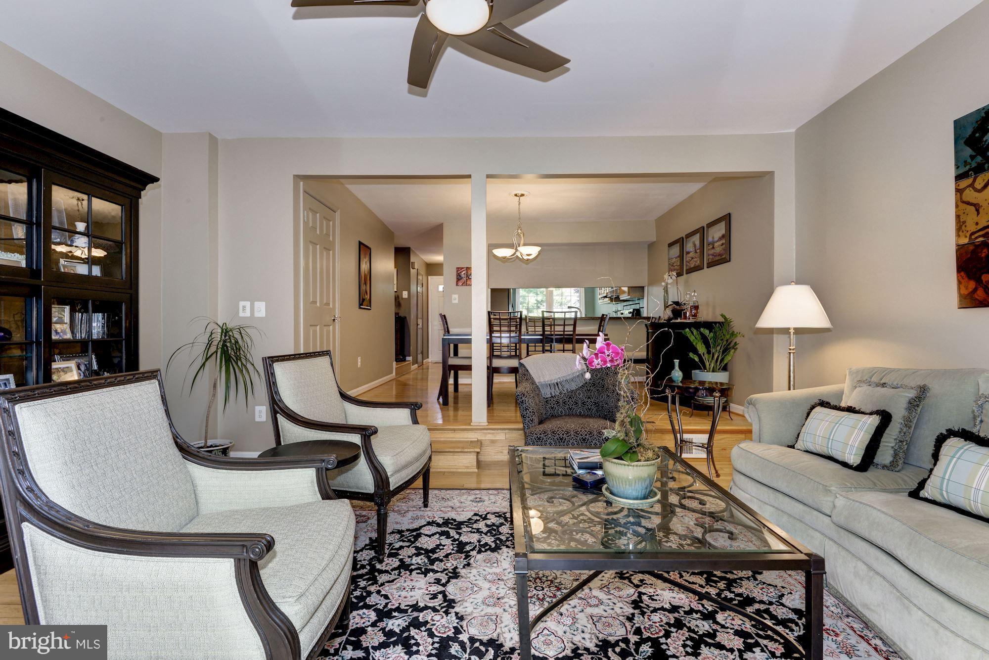 WOODSIDE - Residential