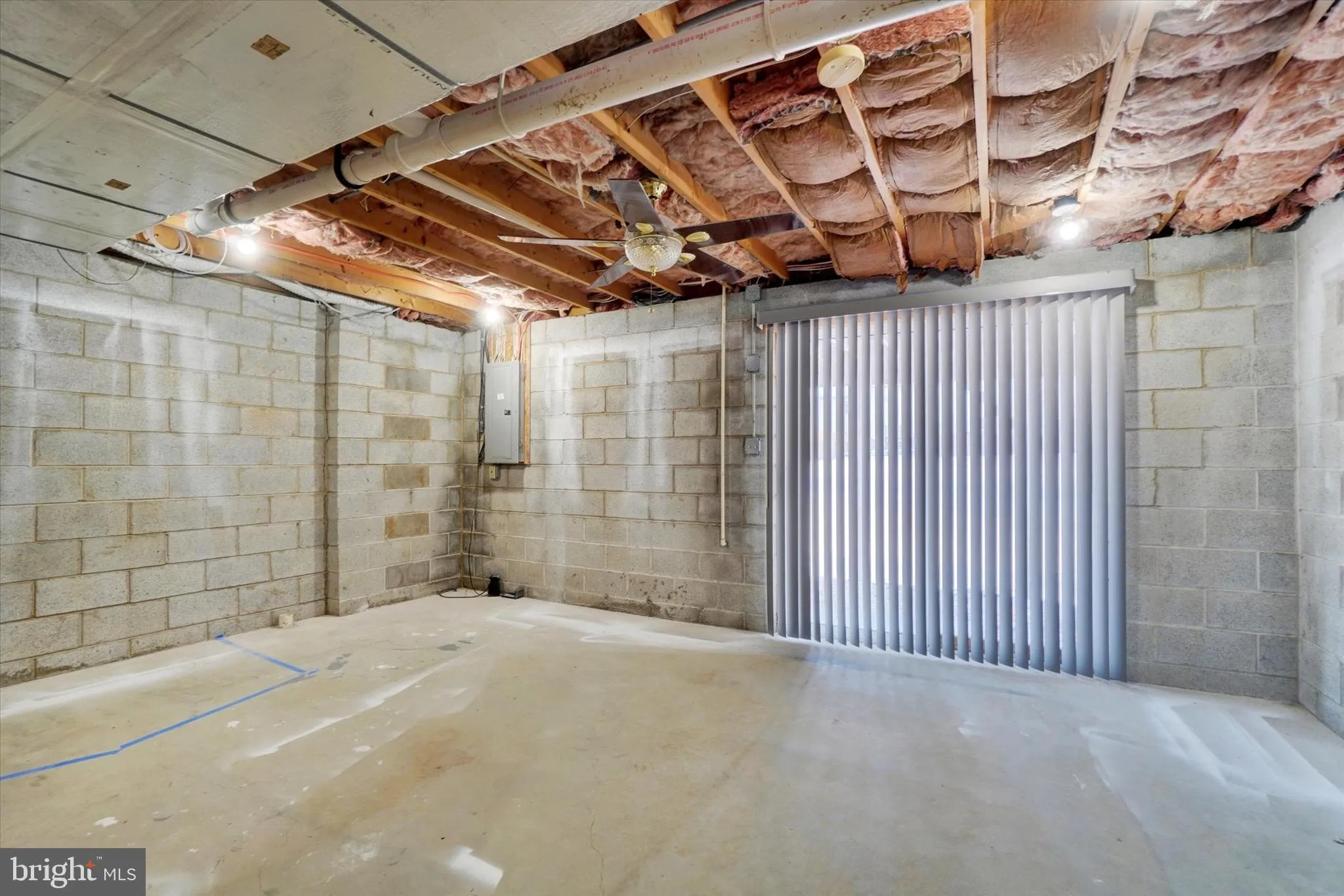 York, Pennsylvania 17404, United States, 3 Bedrooms Bedrooms, ,2 BathroomsBathrooms,Residential,Pending,12403