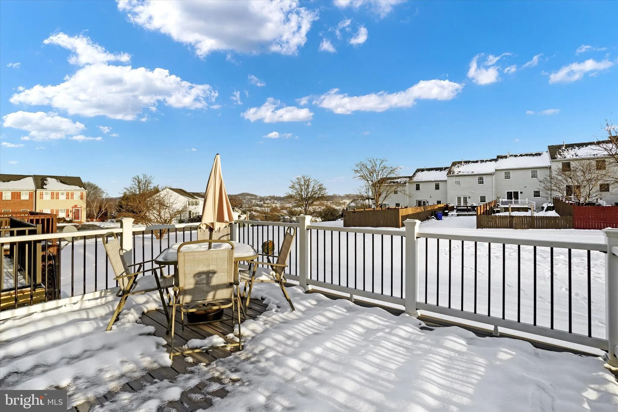 York, Pennsylvania 17404, United States, 3 Bedrooms Bedrooms, ,2 BathroomsBathrooms,Residential,Pending,12403