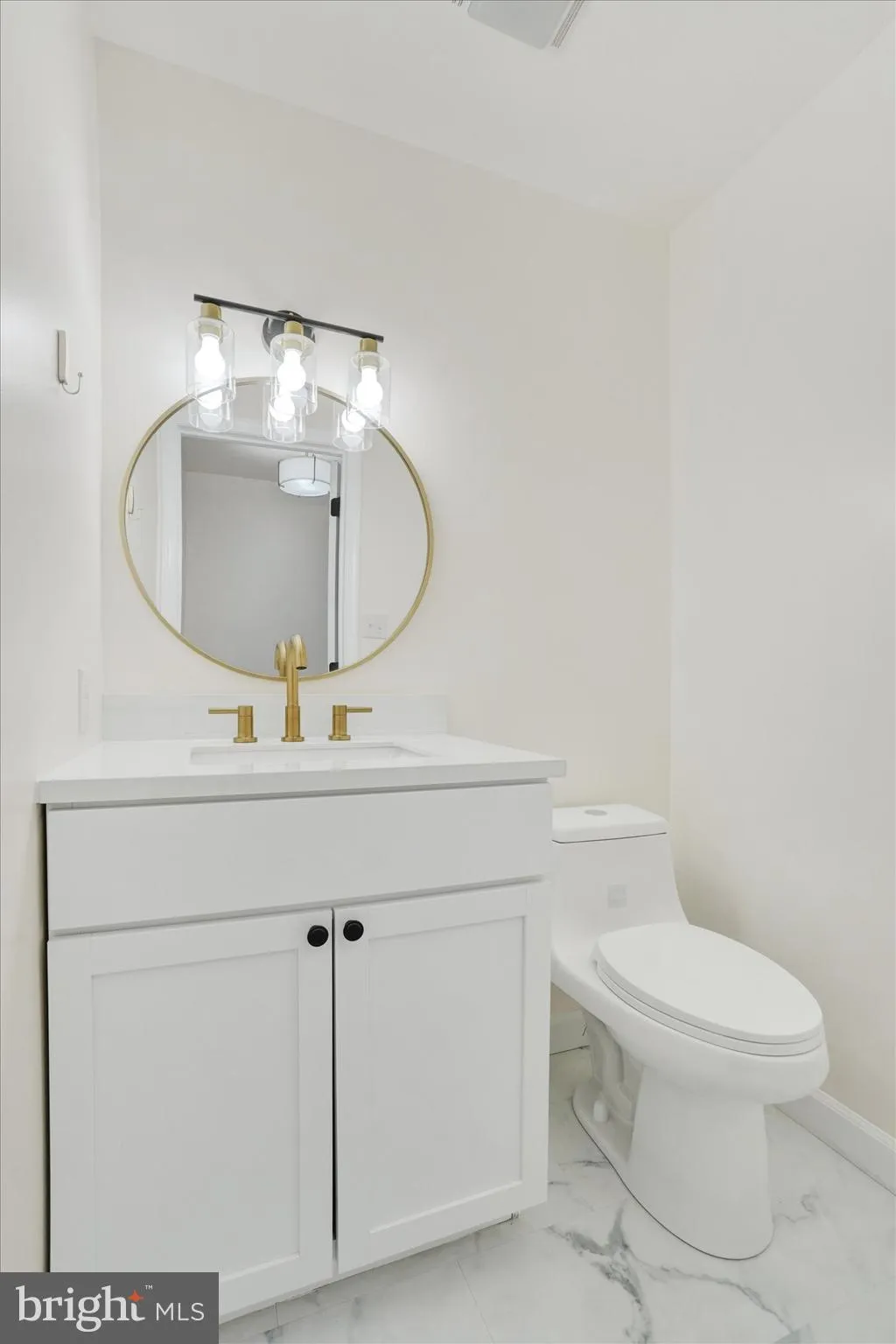 York, Pennsylvania 17404, United States, 3 Bedrooms Bedrooms, ,2 BathroomsBathrooms,Residential,Pending,12403