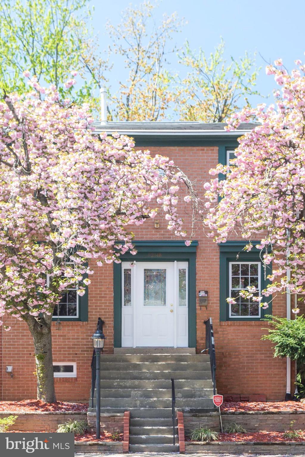 GREENWICH HILL - Residential