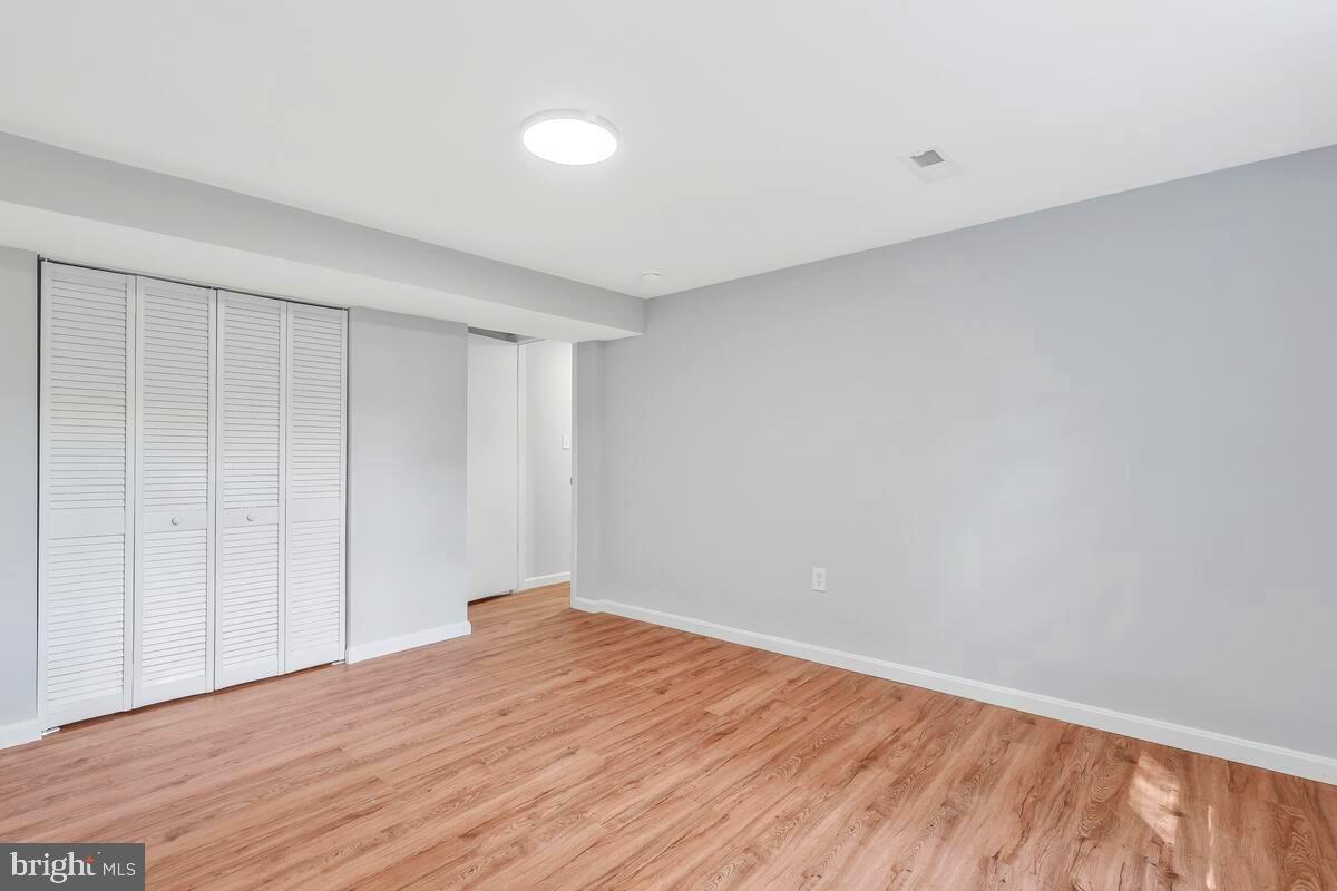 CRESTVIEW MANOR - Residential