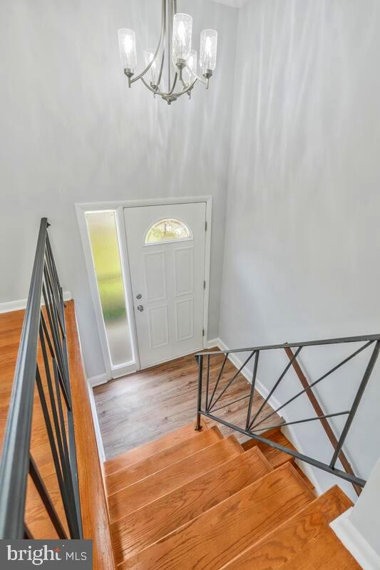 CRESTVIEW MANOR - Residential