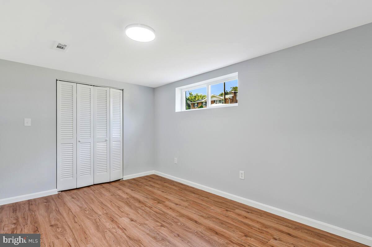 CRESTVIEW MANOR - Residential