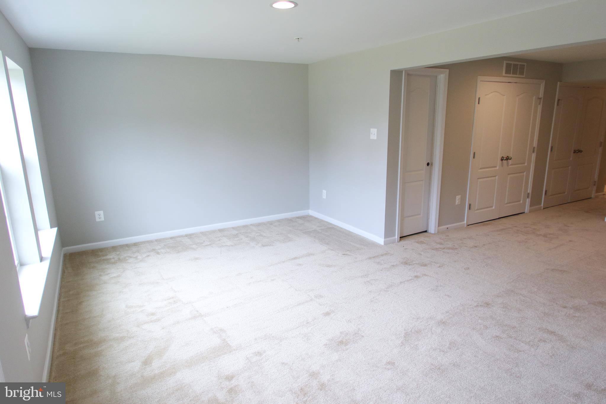 STONEBROOK VILLAGE - Residential