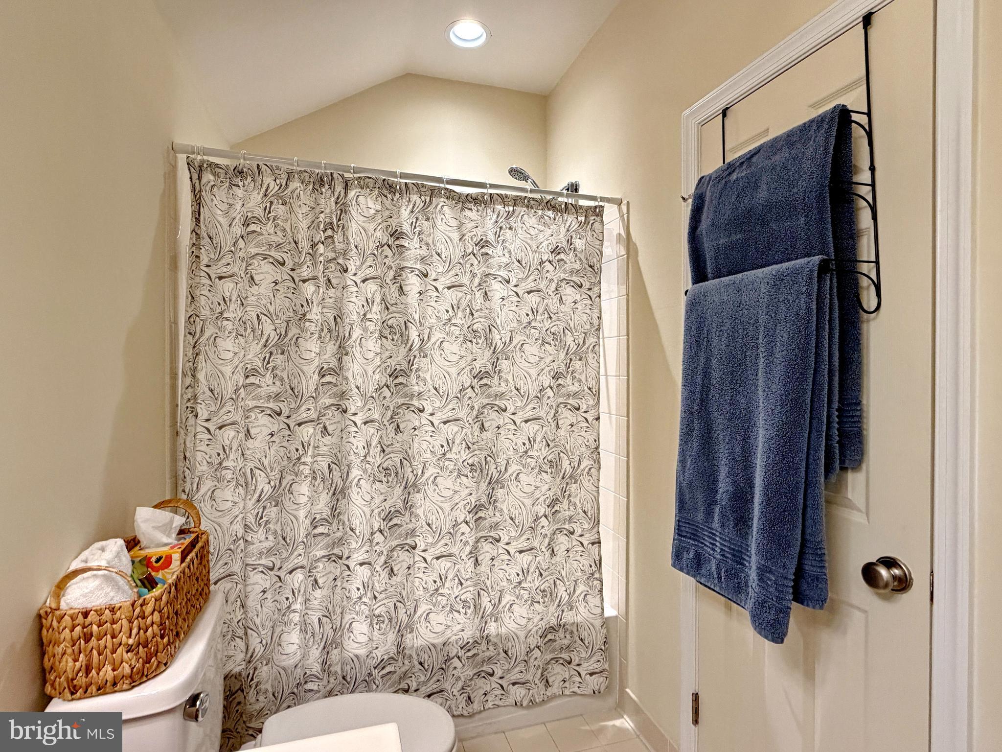 THE VILLAGES OF STEEPLECHASE - Residential