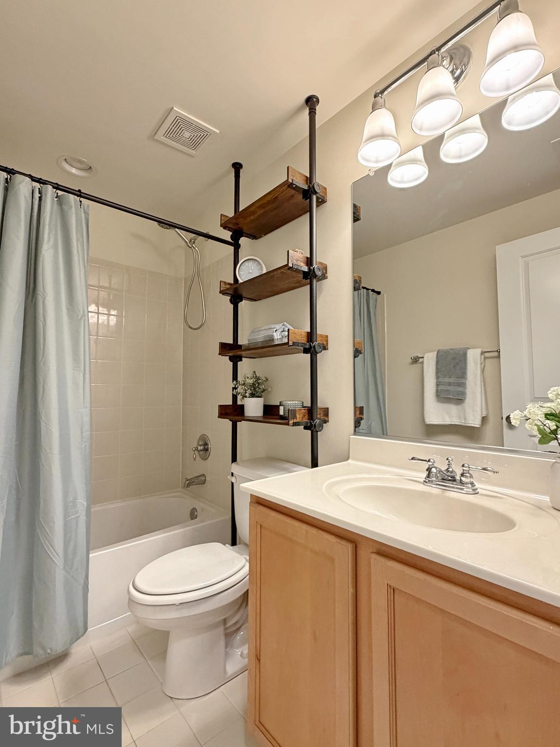 THE VILLAGES OF STEEPLECHASE - Residential