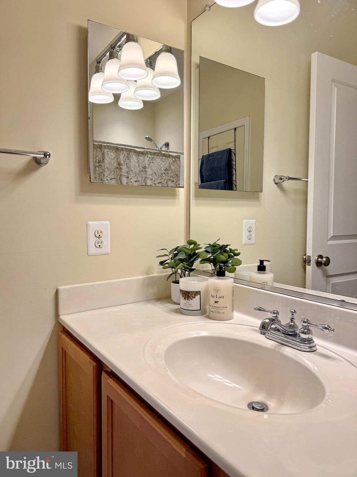 THE VILLAGES OF STEEPLECHASE - Residential