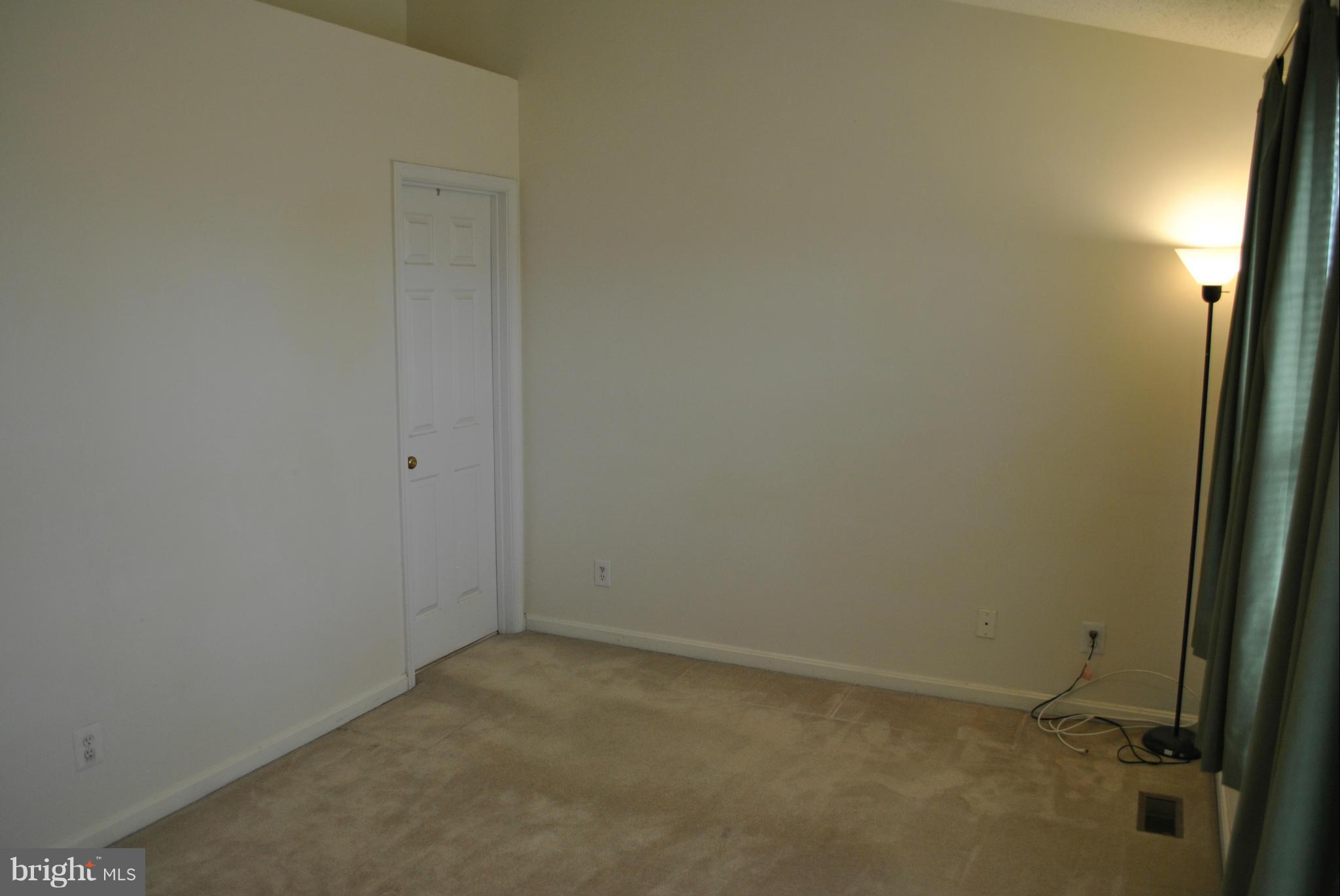 CAROLYN FOREST - Residential Lease