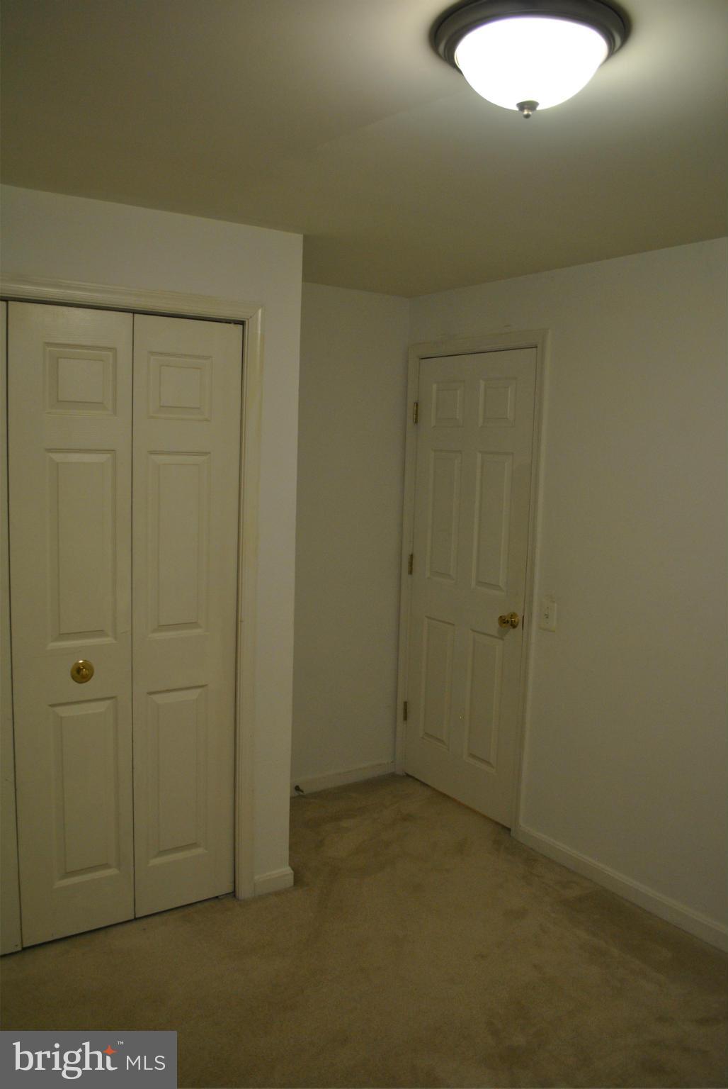 CAROLYN FOREST - Residential Lease