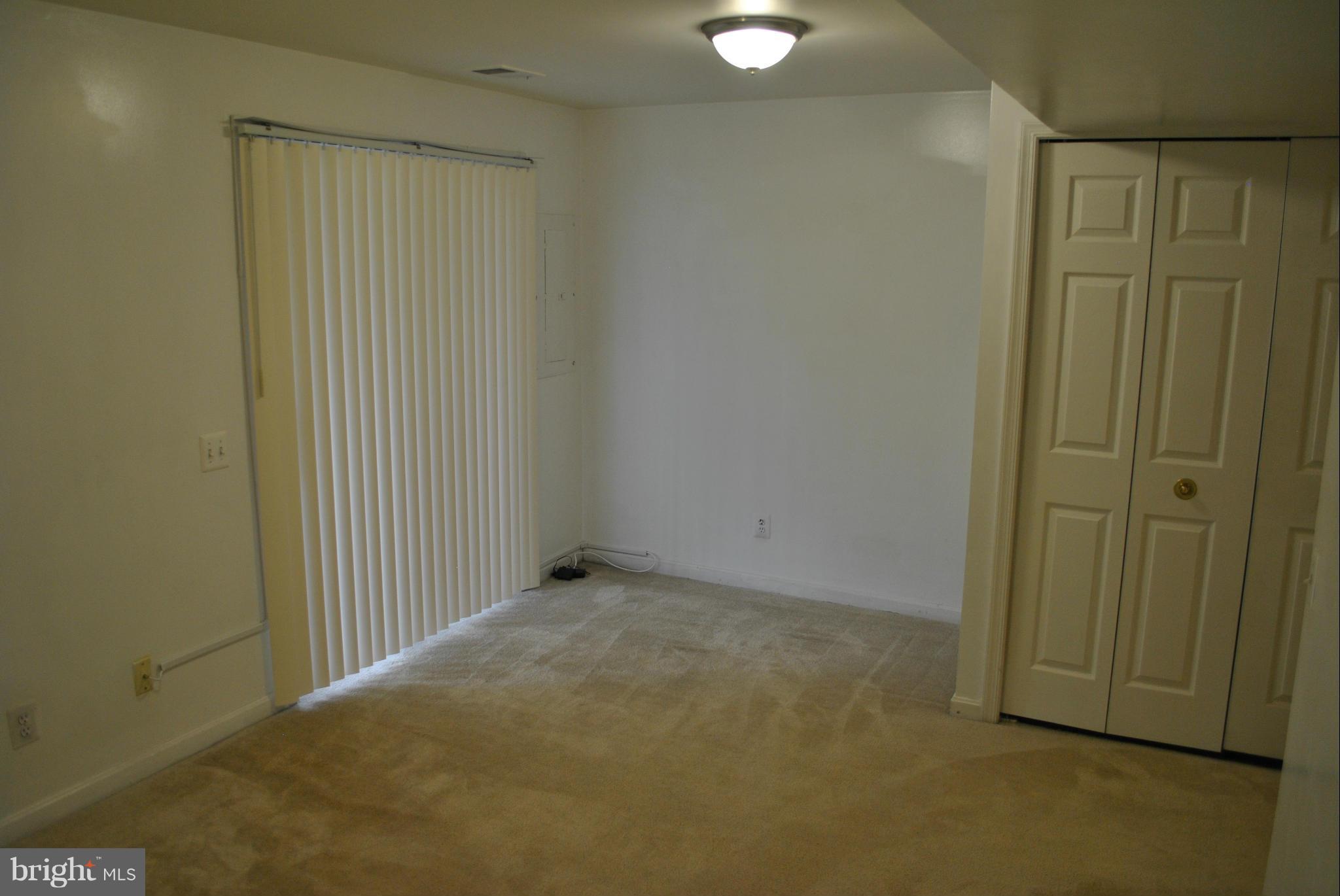 CAROLYN FOREST - Residential Lease