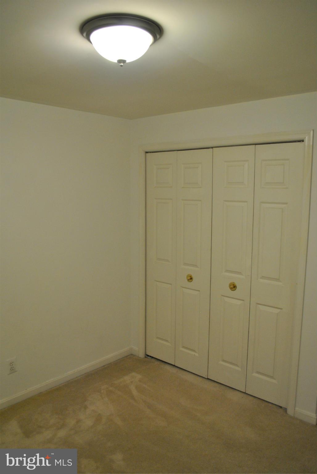 CAROLYN FOREST - Residential Lease