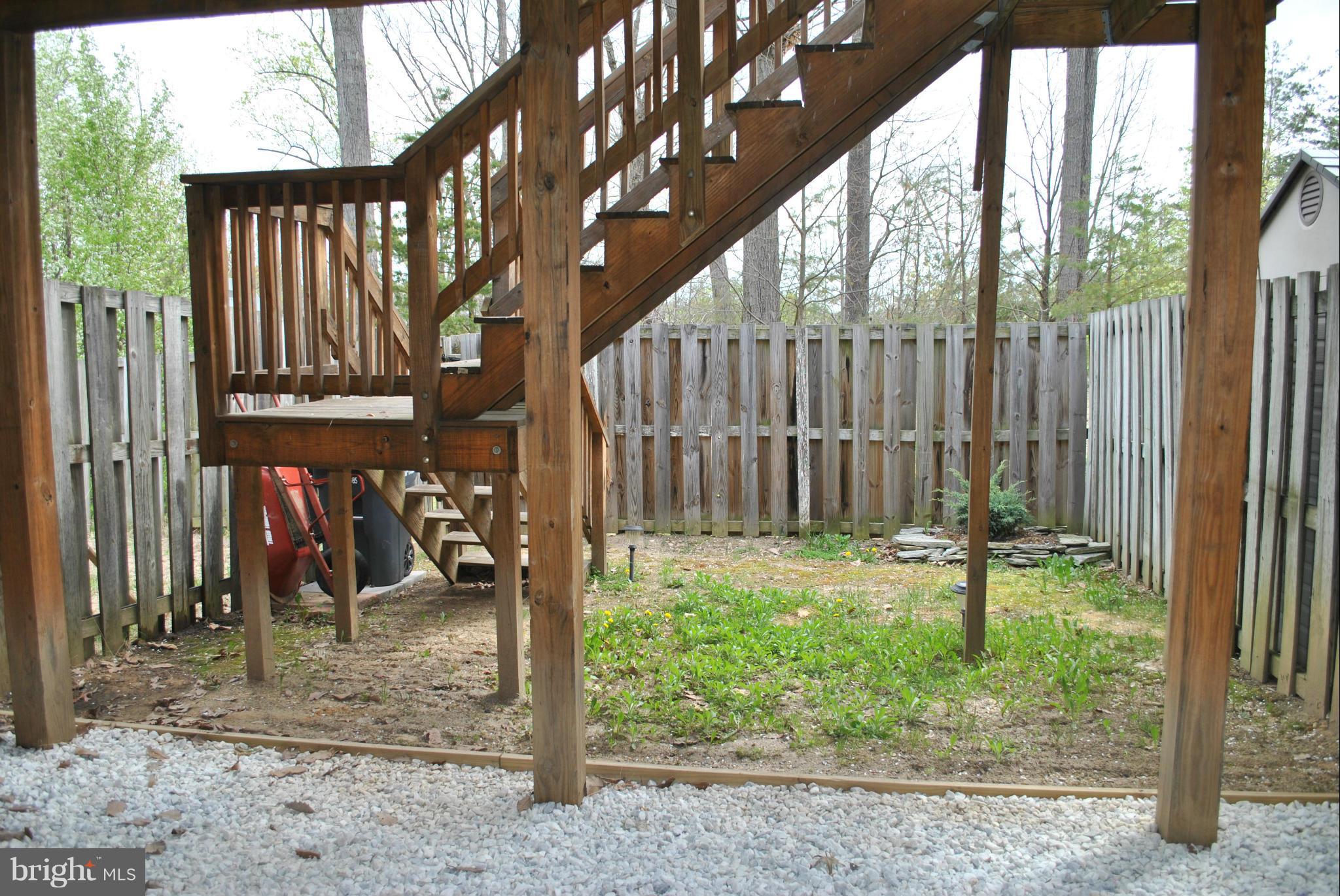 CAROLYN FOREST - Residential Lease