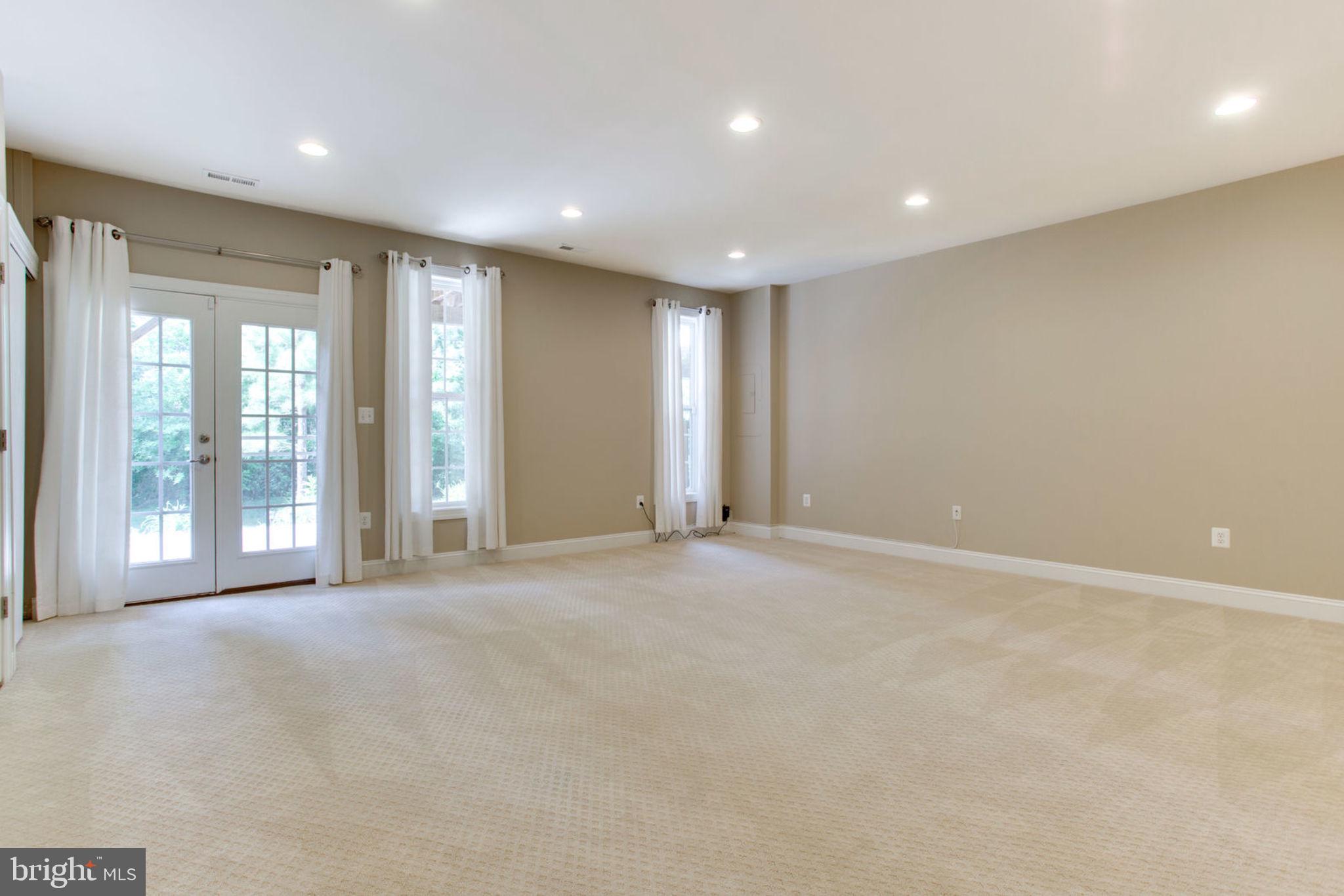 SOUTH MARKET - Residential Lease