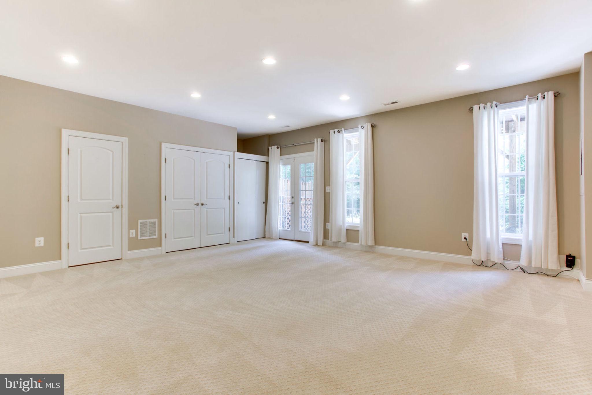 SOUTH MARKET - Residential Lease