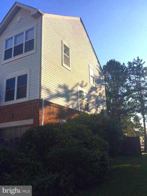 KEENE MILL OVERLOOK - Residential Lease