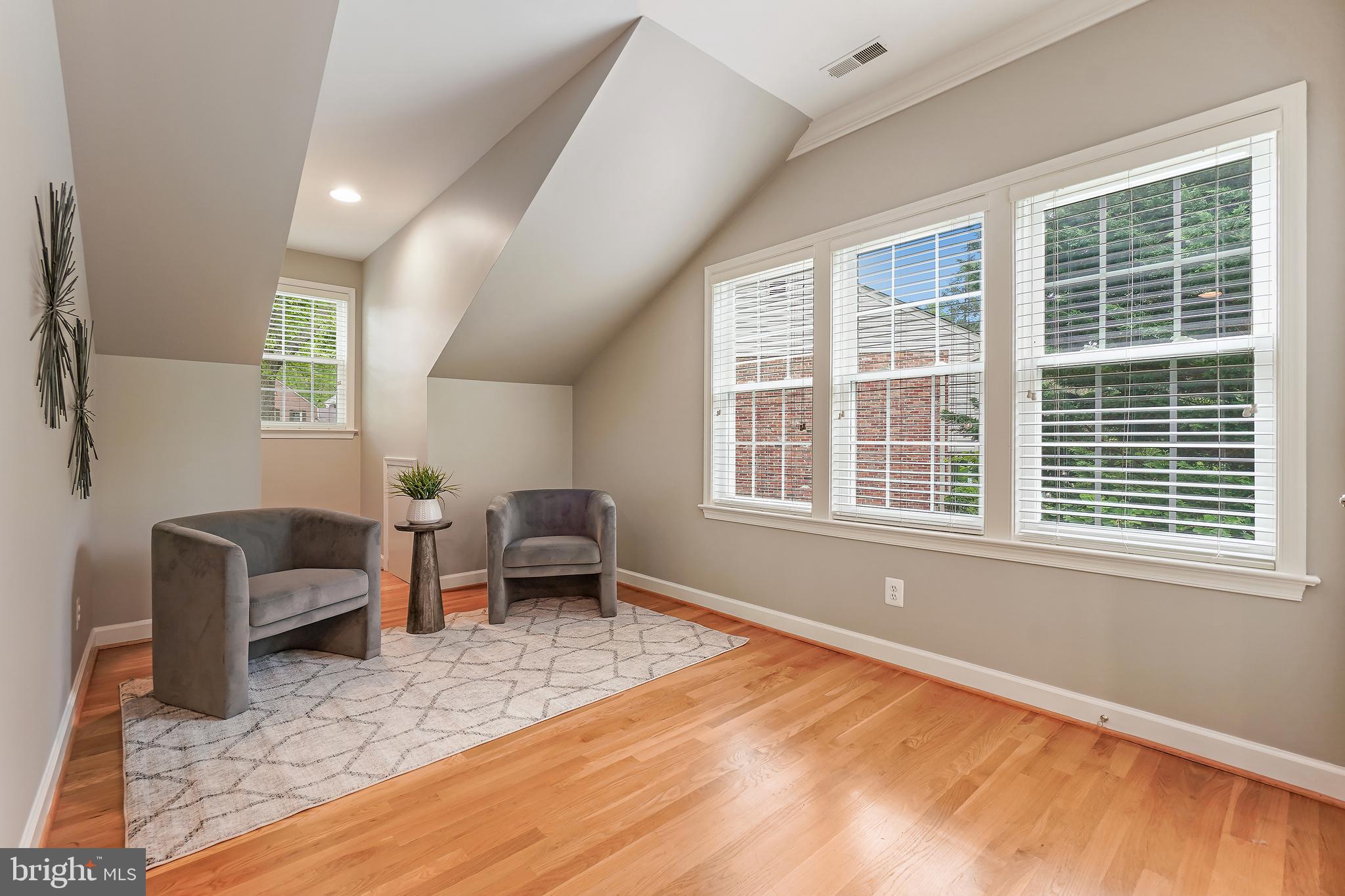 FALLSMEAD - Residential