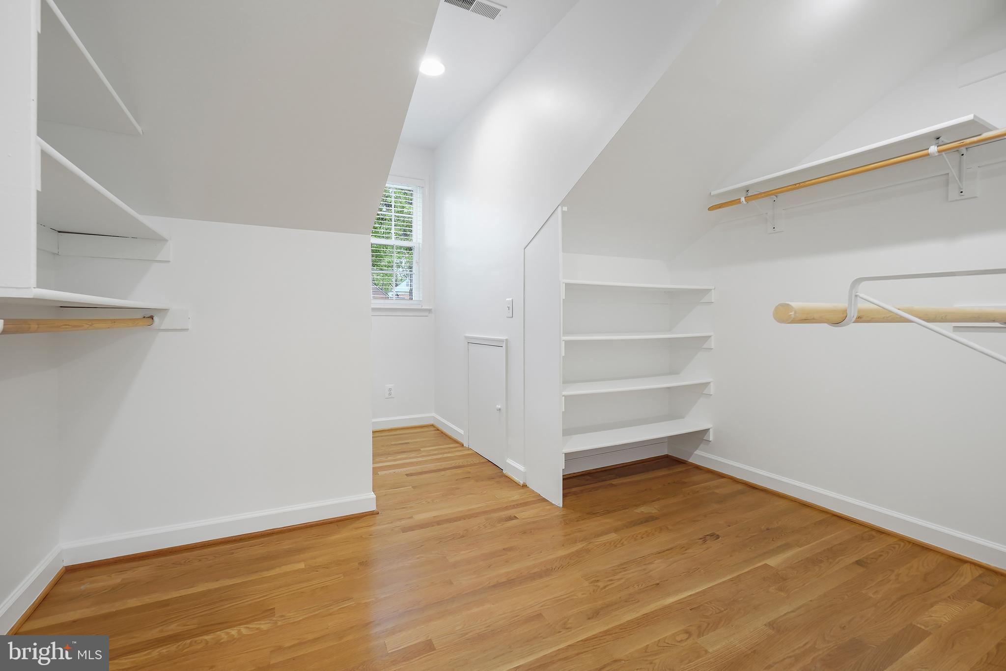 FALLSMEAD - Residential