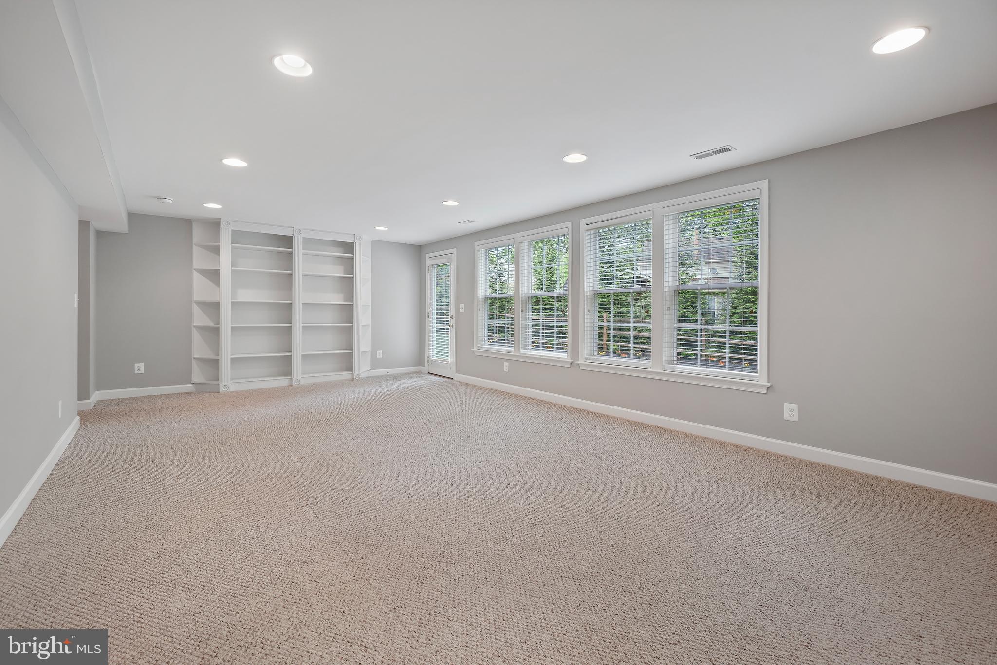 FALLSMEAD - Residential