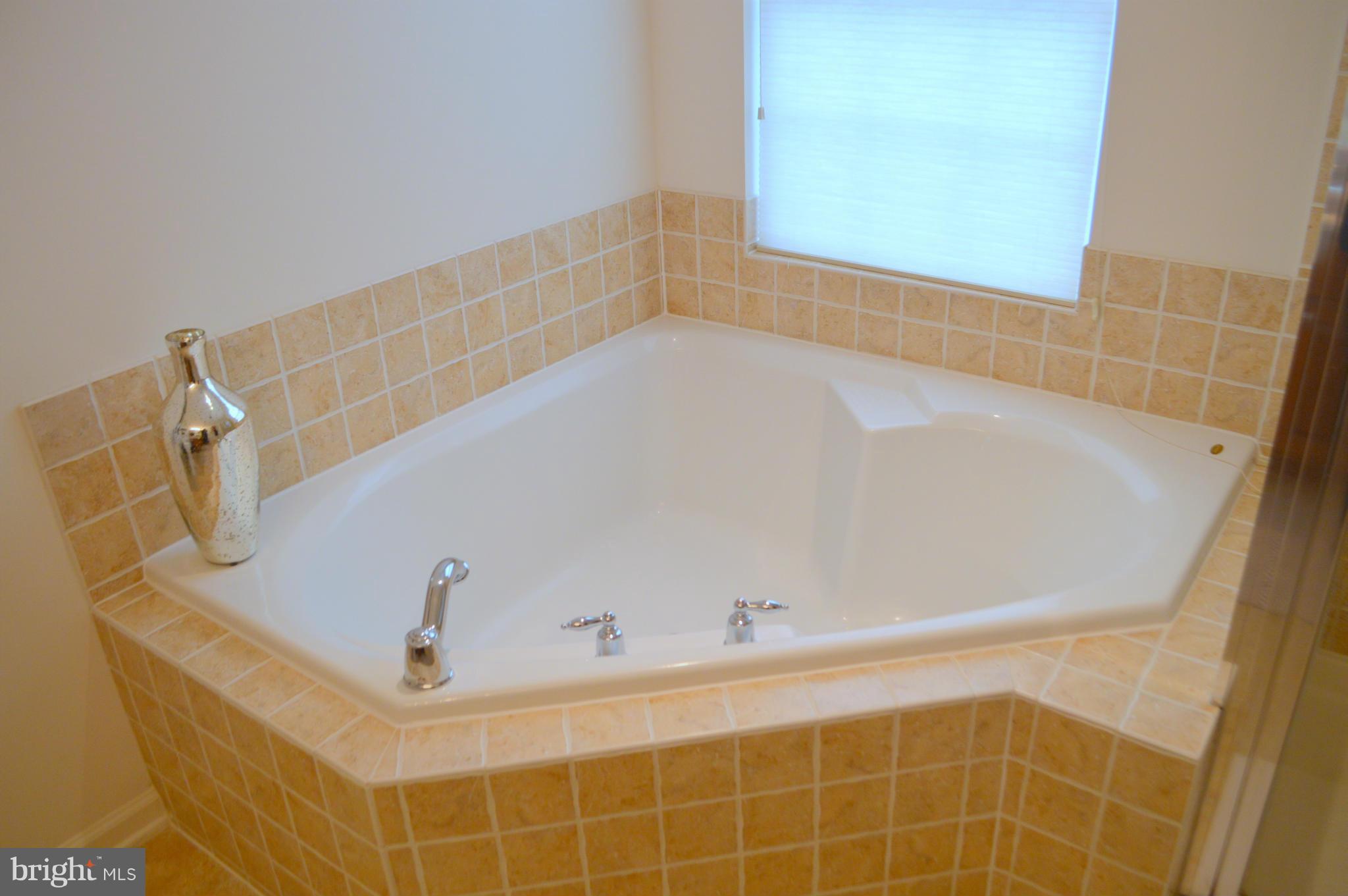 ALTA COURTHOUSE SQUARE - Residential