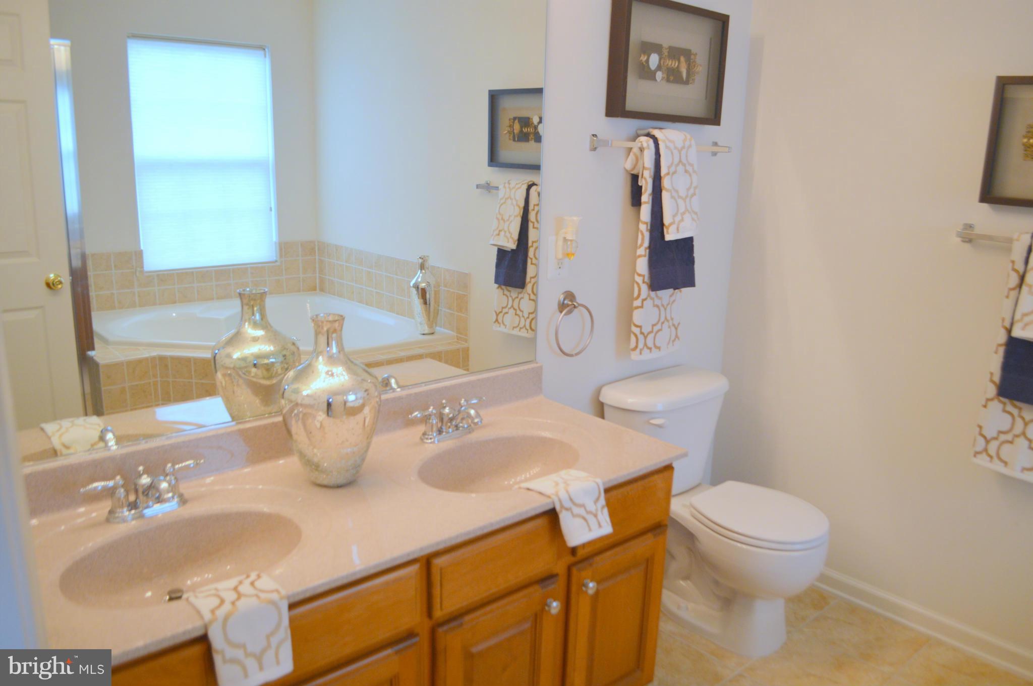 ALTA COURTHOUSE SQUARE - Residential