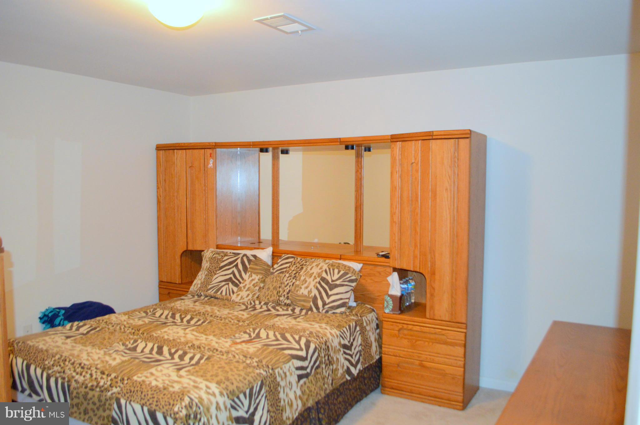 ALTA COURTHOUSE SQUARE - Residential