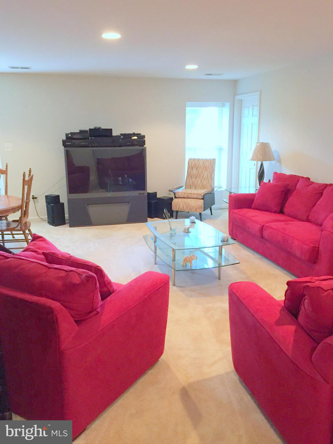 ALTA COURTHOUSE SQUARE - Residential